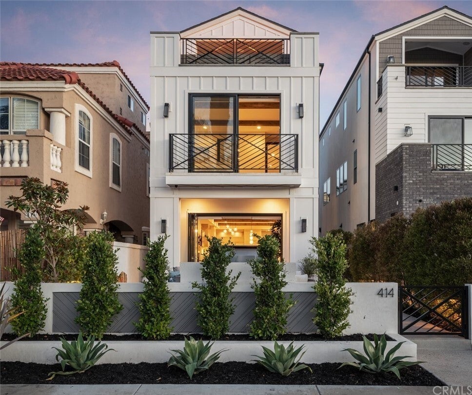 414 9th Street · Exterior